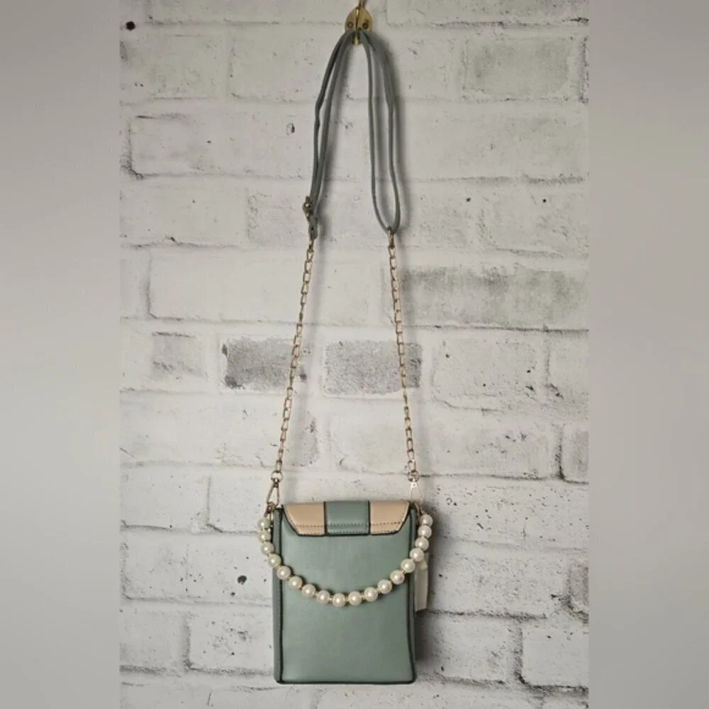 Chic Cat Design Green and Cream Crossbody / Handbag